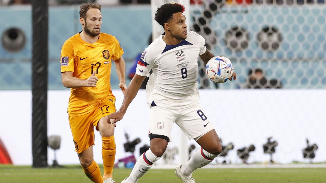 Países Bajos clasifica a cuartos tras derrotar (3-1) a Estados Unidos