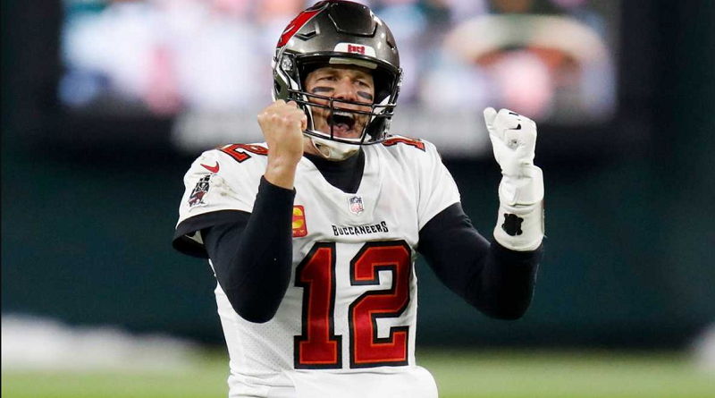 Tom Brady lleva a los Bucaneros a los playoffs de la NFL