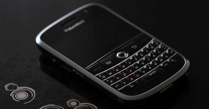 La loca historia del teléfono Blackberry provoca primeras risas en el Festival de Cine de Berlín