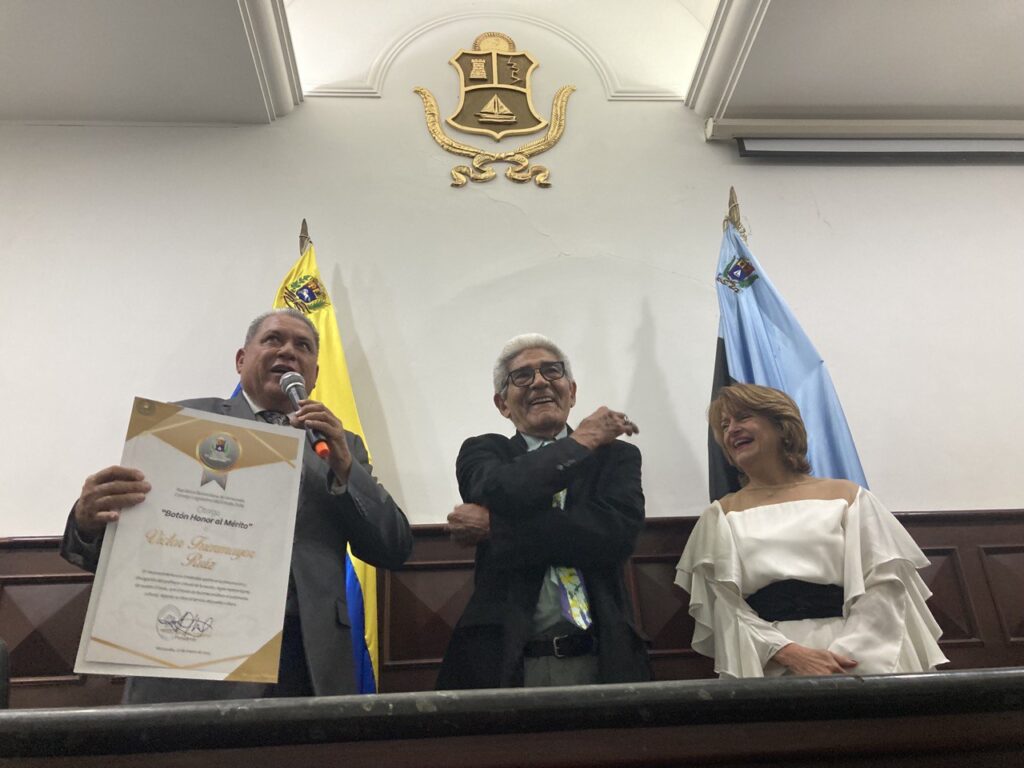 CLEZ_ acto homenaje a la Escuela de Teatro
