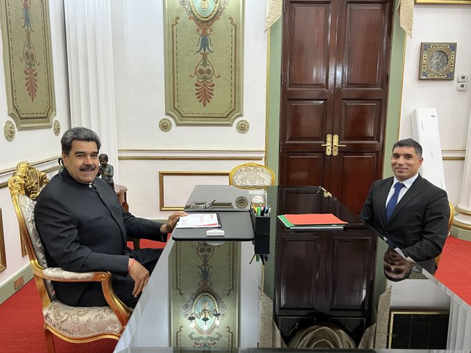 Maduro designa a Pedro Tellechea como nuevo ministro de Petróleo