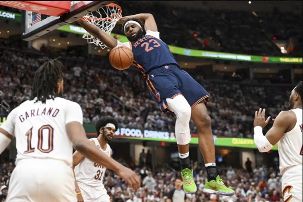 Los Knicks comenzaron triunfantes ante los Cavaliers en los playoffs
