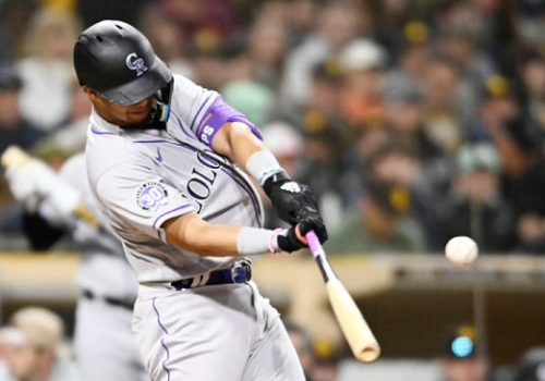 El venezolano Ezequiel Tovar la botó en triunfo de los Rockies sobre los Mets (Video)