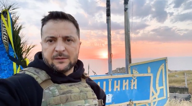 Zelenski desafía a Rusia al cumplirse 500 días de la invasión de Ucrania (+Video)