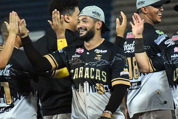 Leones humilló a Magallanes en su propio terreno