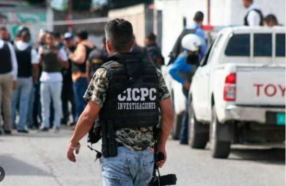 Dos jóvenes golpearon a su vecina de 7 años en Guasdualito
