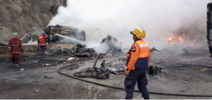 Suben a 30 las víctimas del trágico accidente en la Gran Mariscal de Ayacucho
