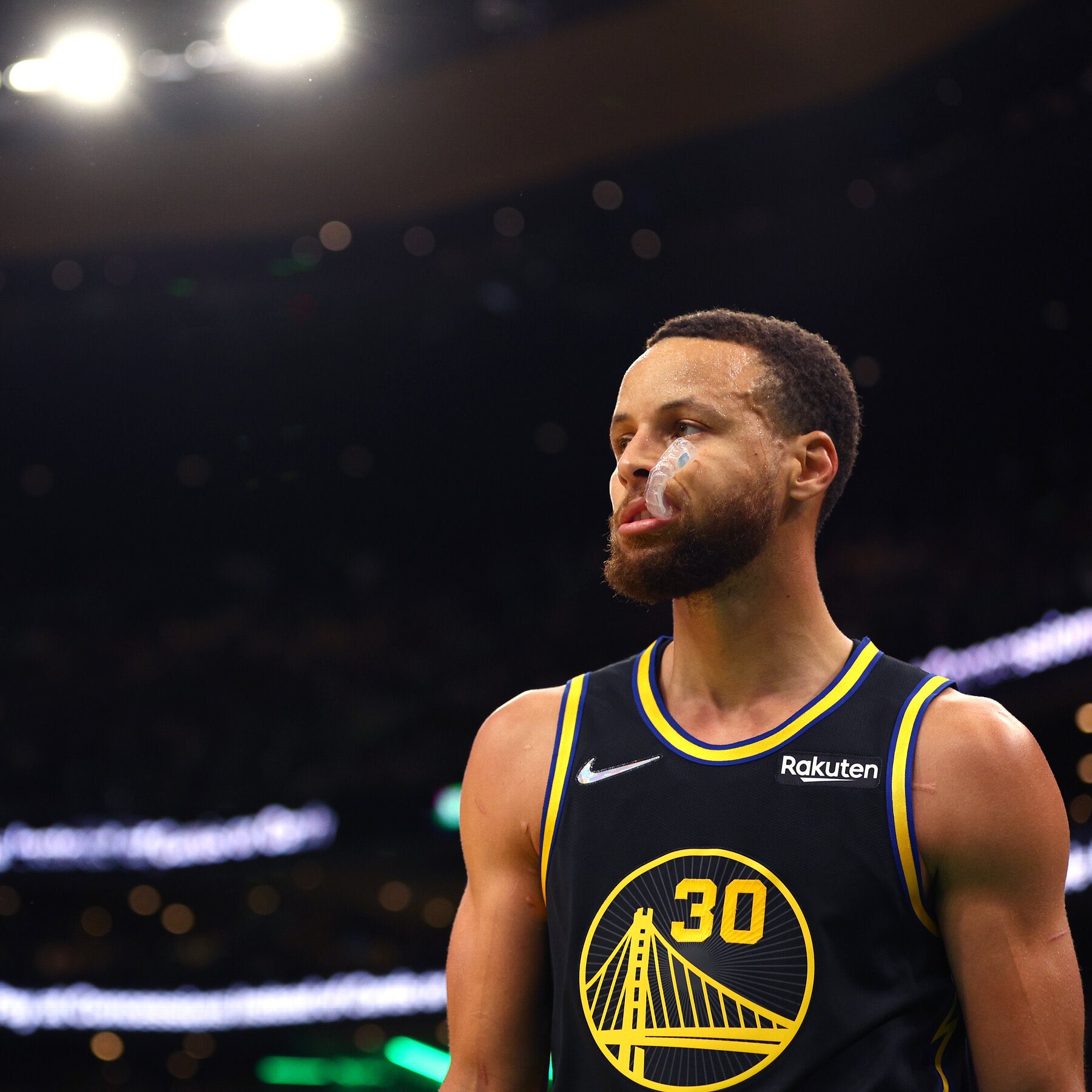 Dolorosa derrota de los Warriors: Los sesenta puntos de Steph Curry no fueron suficientes