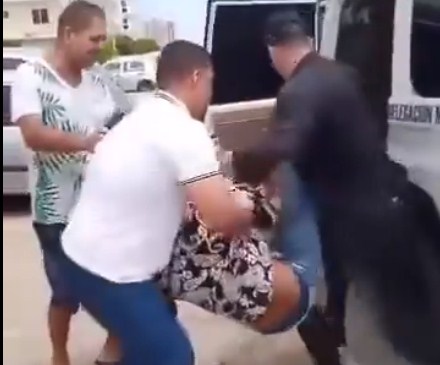 Graban situación irregular entre funcionarios del CICPC y dos hombres en Nueva Esparta