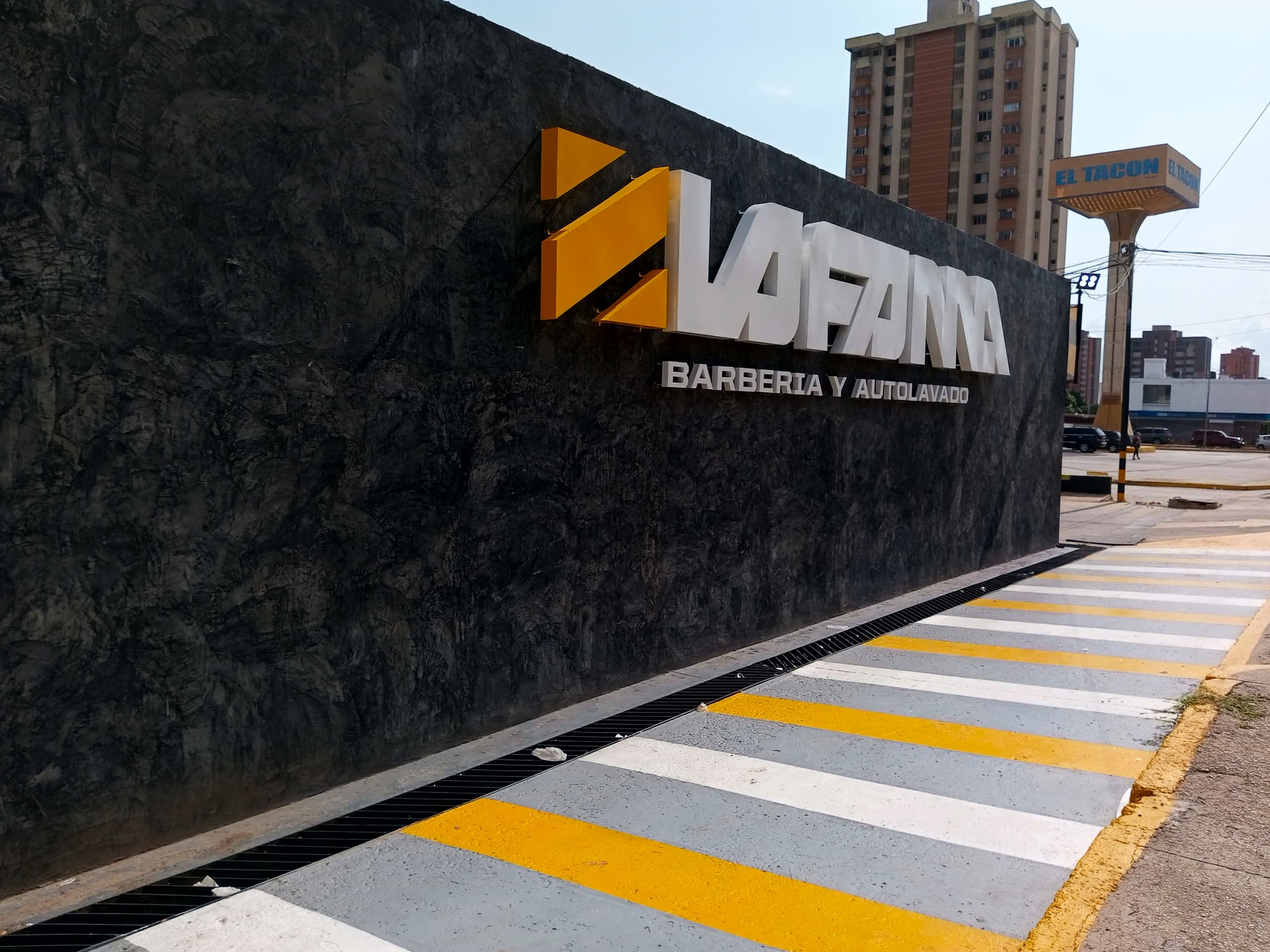 LAFAMA Barbería Autolavado, innovador servicio y para que ¡no pierdas el tiempo!
