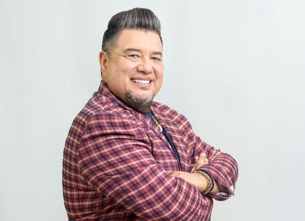 Neguito Borjas dedica serenata a Venezuela