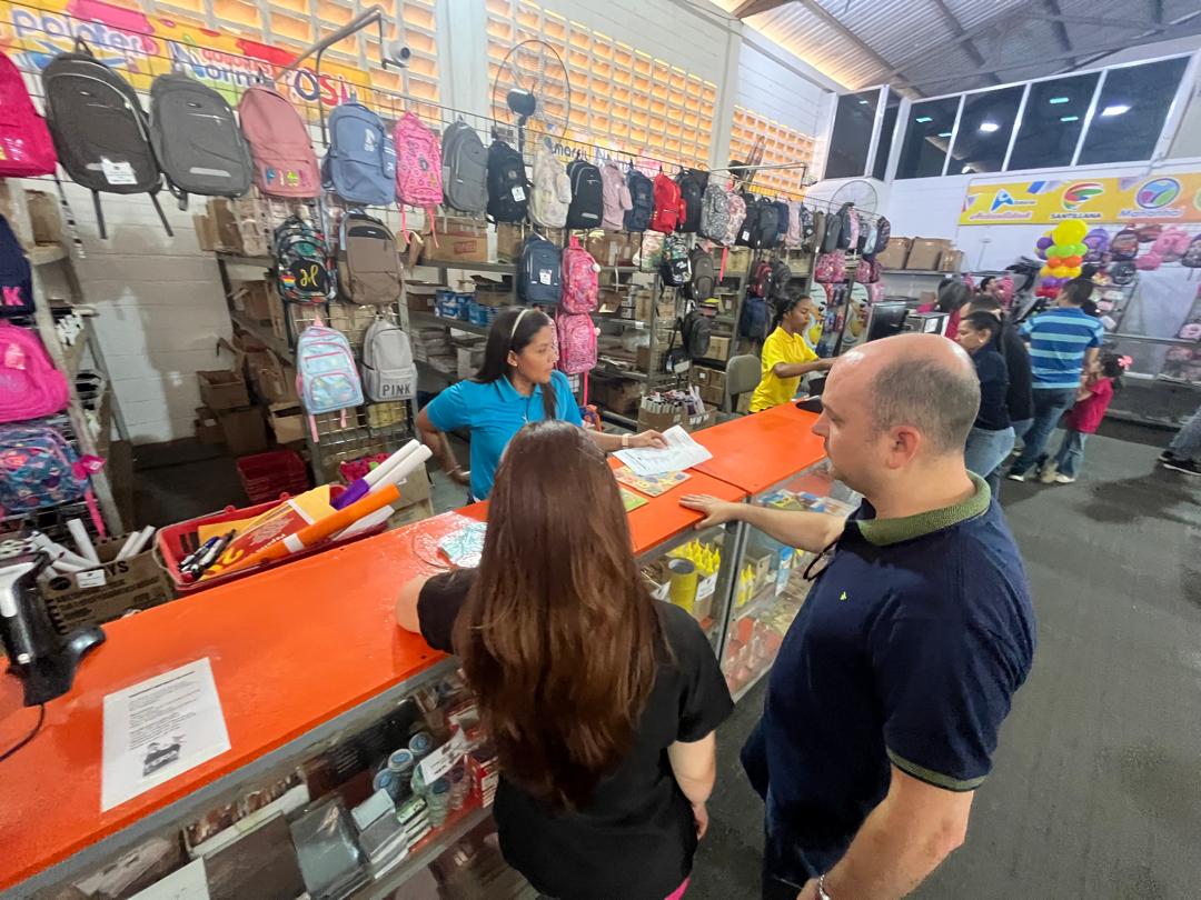 La Expo Feria Escolar celebra 20 años con buenas ofertas en grano de oro