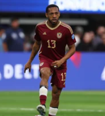 José “Brujo” Martínez estará disponible contra Chile