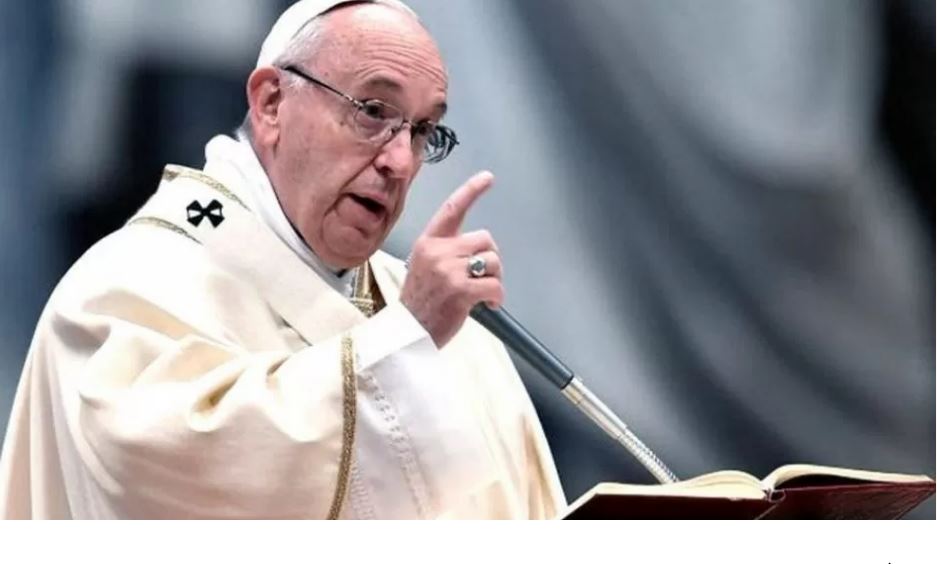 El papa Francisco revela que la inteligencia británica frustró un plan para asesinarlo