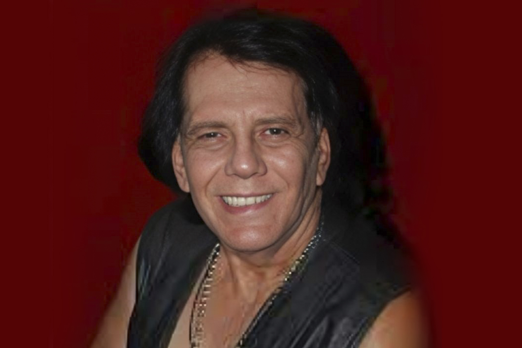 Murió Trino Mora