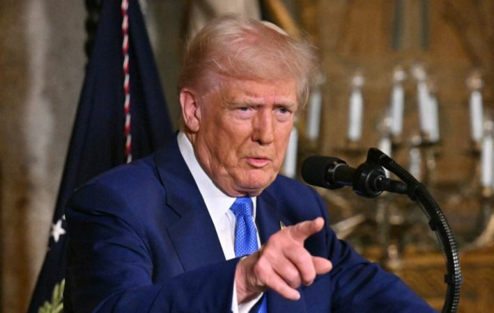  Trump restringe visados a migrantes trans y elimina pasaportes con género no binario