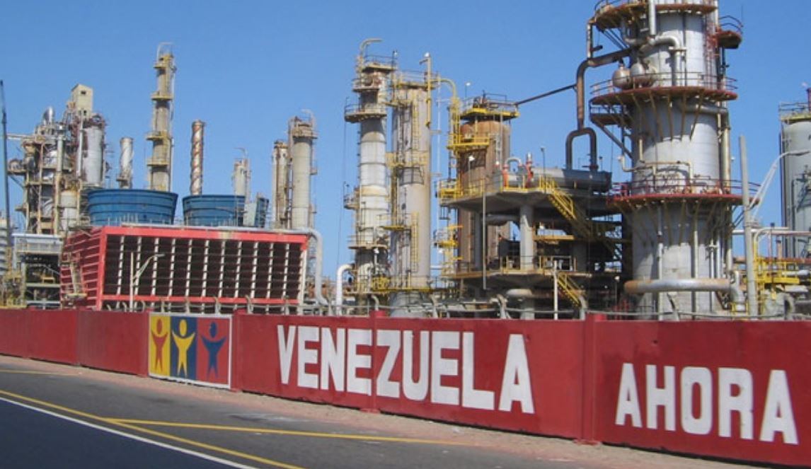 Trump revocó concesiones petroleras
