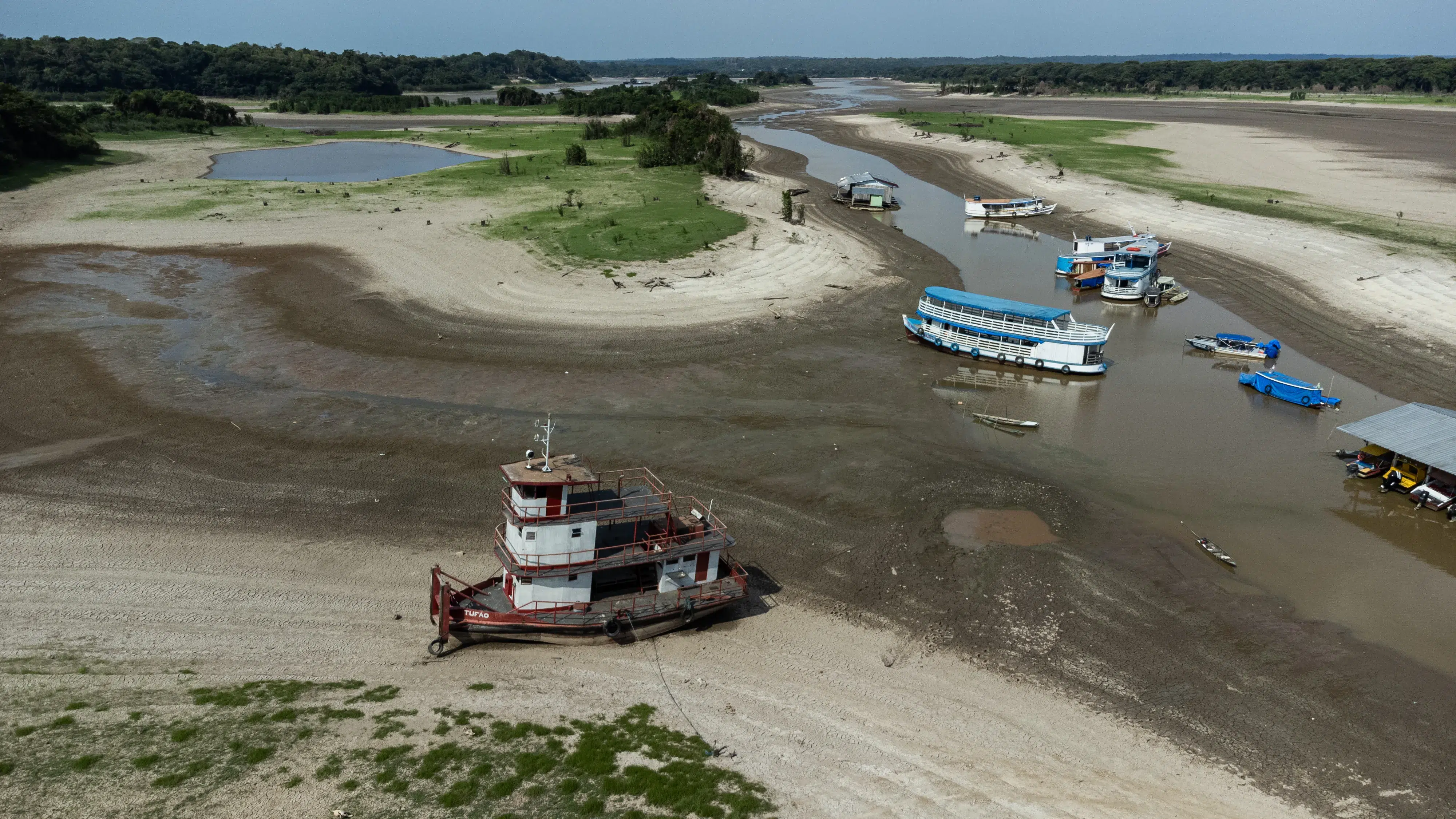 Brasil perdió el 2,2 % de su superficie de agua en 2024