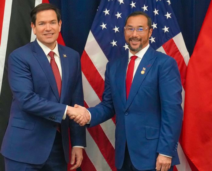 Trinidad y Tobago mantiene proyecto gasífero con Venezuela pese a presión de EEUU