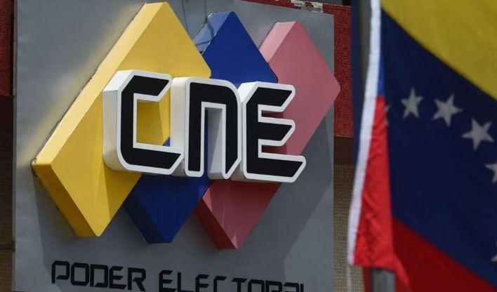 Henrique Capriles Radonski y Luis Emilio Rondón encabezan lista nacional de candidatos a la AN por la oposición