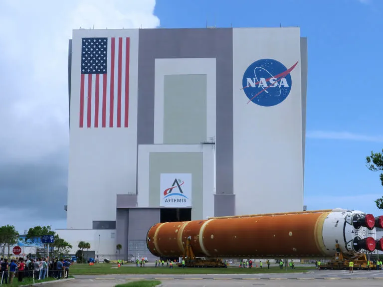 Casa Blanca propone reducir casi la mitad del presupuesto de la Nasa