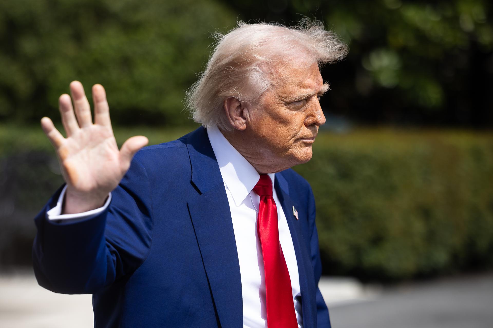 Donald Trump impone sanciones contra jueces de la Corte Penal Internacional