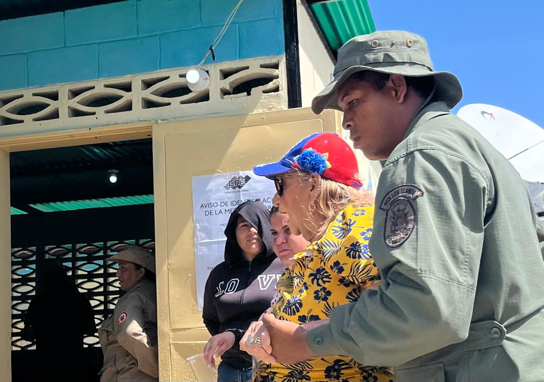 Votaciones en el municipio Mara se desarrollan de manera organizada y sin incidencias