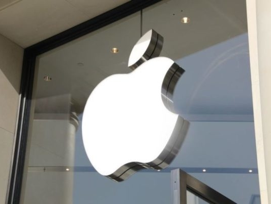 Trump presiona a Apple para que fabrique en Estados Unidos