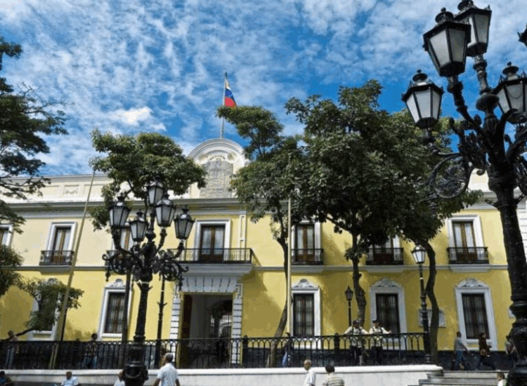 Gobierno denuncia nueva operación de 
