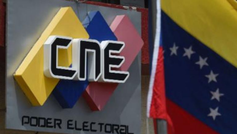 Instaladas el 99,30 por ciento de la mesas electorales en el país