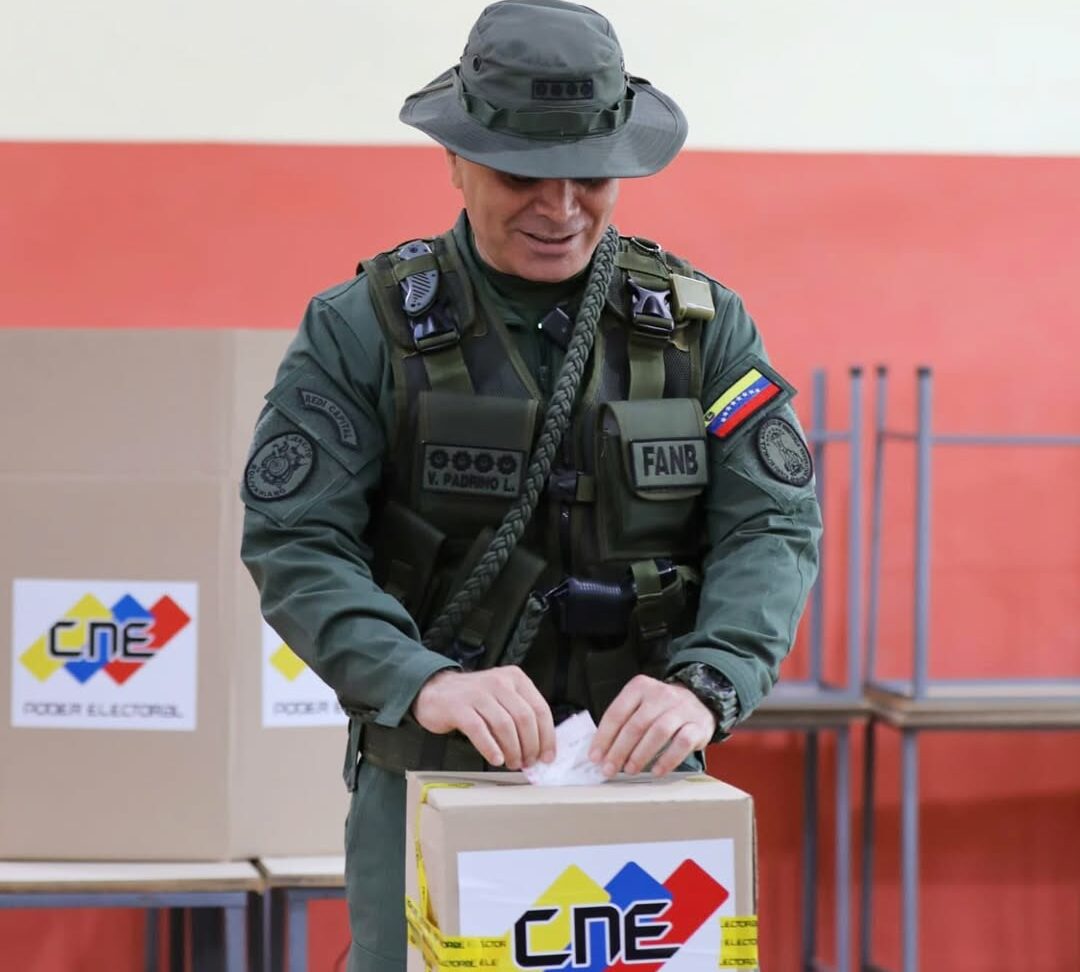 Padrino López reitera que elección en la Guayana Esequiba es 