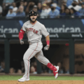 Wilyer Abreu conectó su decimotercer vuelacercas de la temporada
