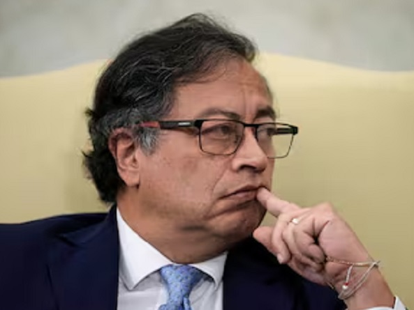 Presidente Petro denuncia amenazas a hijos de miembros de su gabinete