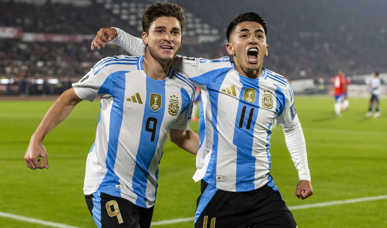 Argentina derrota a Chile y lo deja al borde de la eliminación