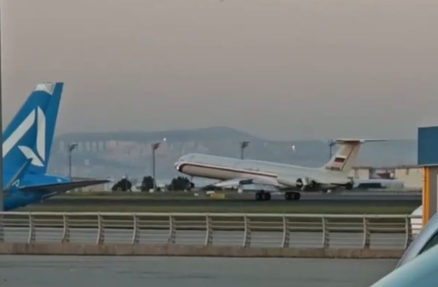 Delegación rusa llega a Estambul para negociaciones con Ucrania