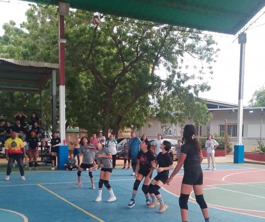 San Francisco celebra el voleibol femenino con un torneo lleno de emoción