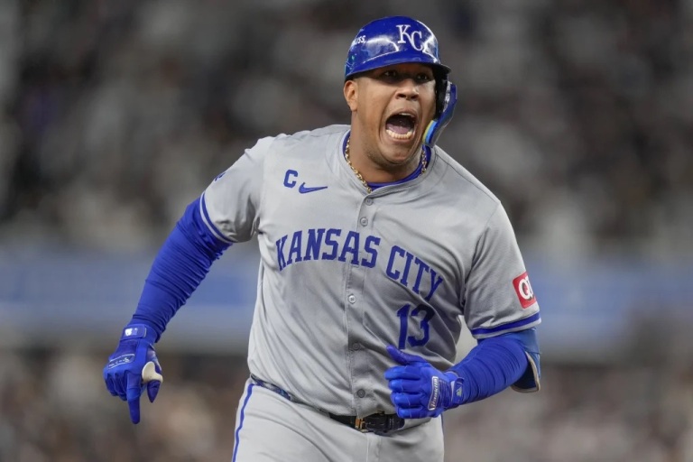 Salvador Pérez jugará con Leones del Caracas la próxima temporada de la LVBP