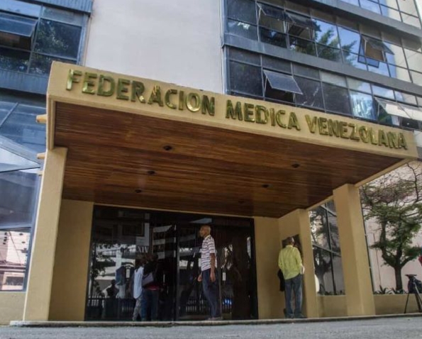 FMV advierte sobre suspensión a médicos que incurran en el comercio publicitario de la salud