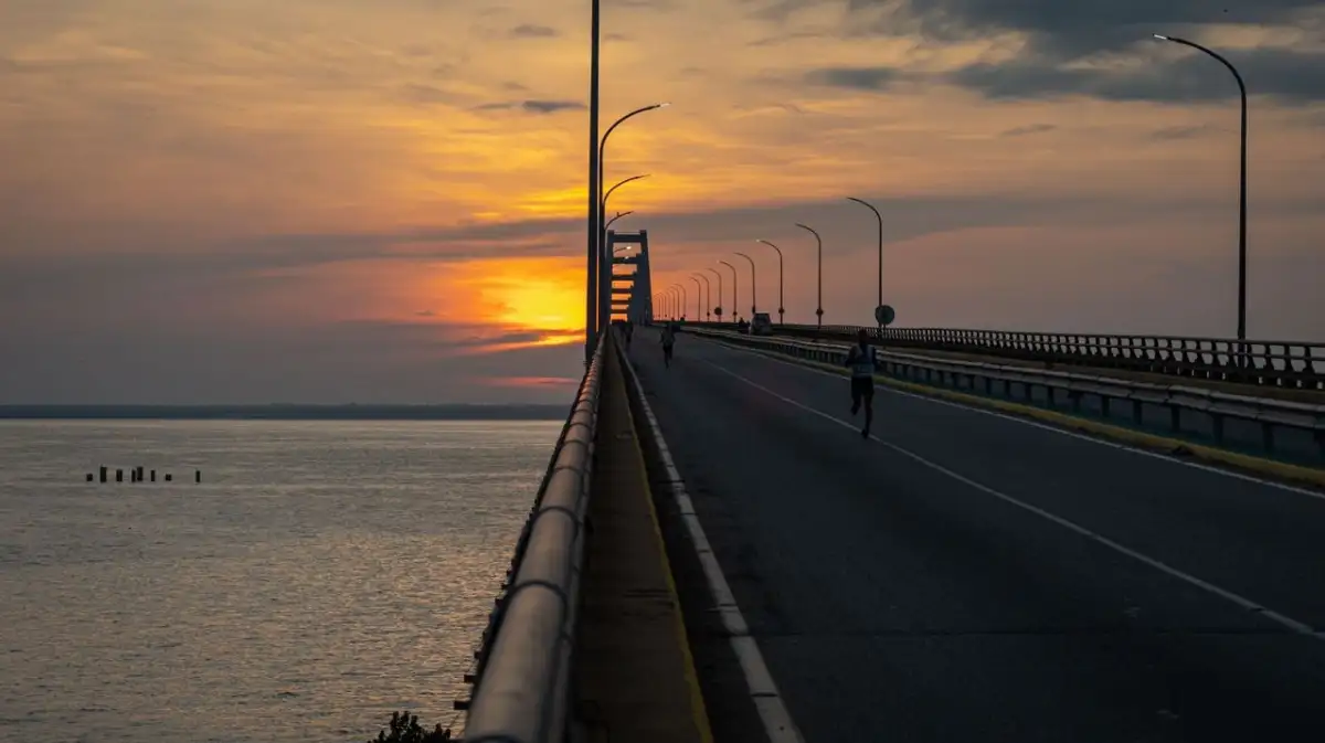 La media maratón cruzará el Puente Rafael Urdaneta