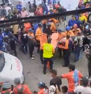 Moto policial provoca accidente en la Vuelta a Venezuela