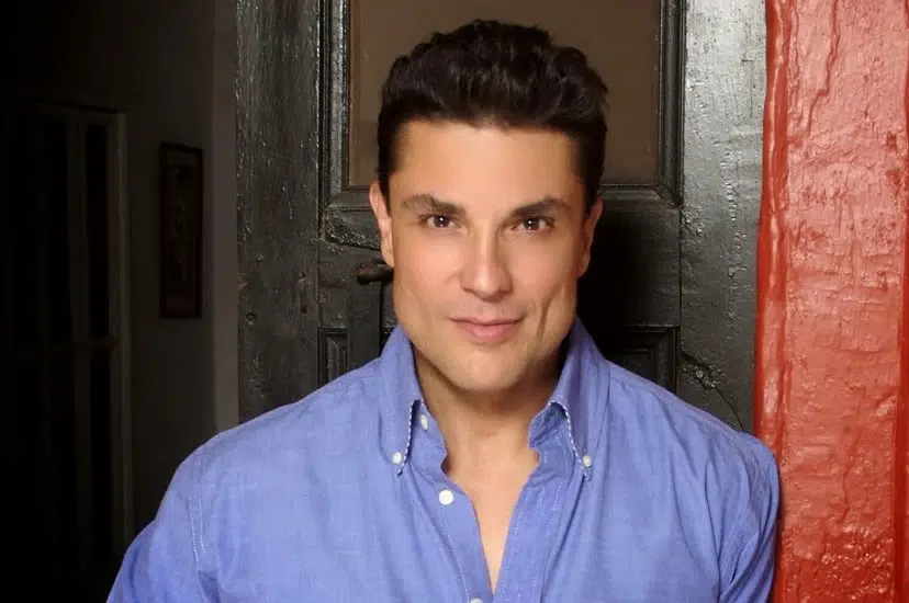 Tras 14 años de ausencia, el galán de telenovelas Osvaldo Ríos, regresa a Televisa