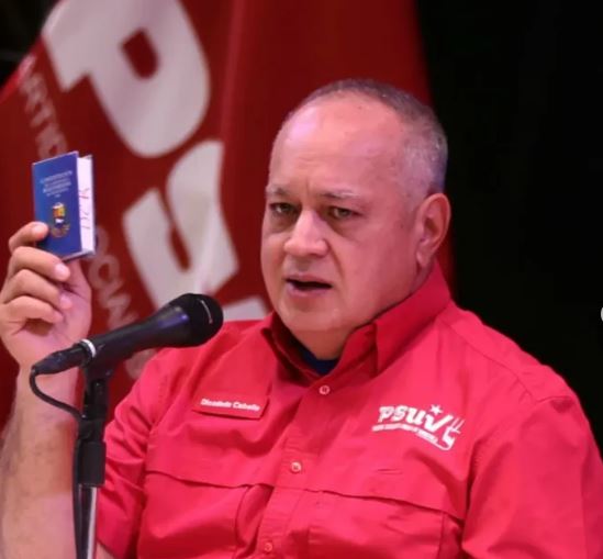 "Calma y cordura, nervios de acero y máxima movilización": Diosdado Cabello