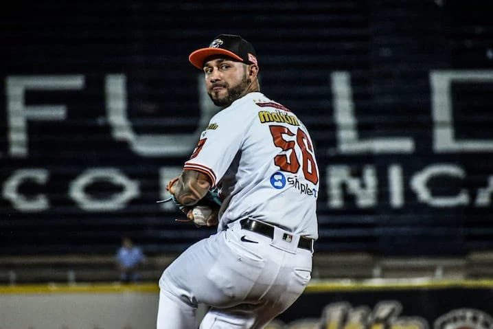 ¡Leyenda! Silvino Bracho igualó el récord histórico de salvados de Águilas del Zulia