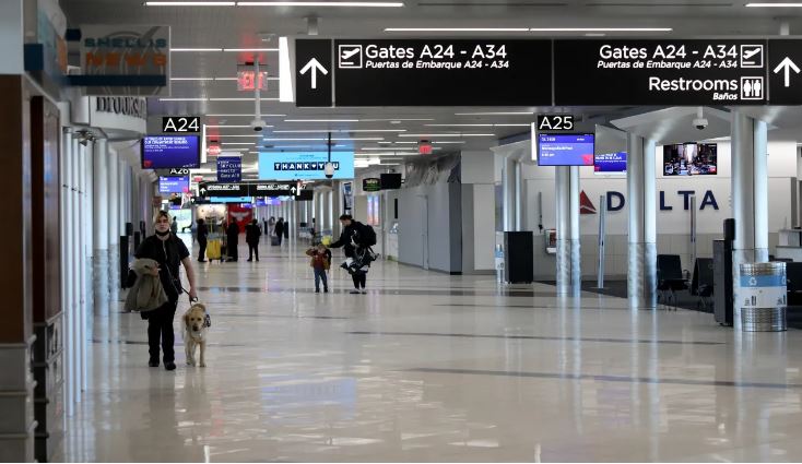EEUU desplegará el ICE en aeropuertos este lunes #23Mar para controles de seguridad