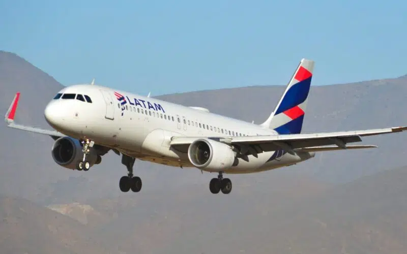 Latam Airlines aumentó sus vuelos diarios entre Bogotá y Caracas