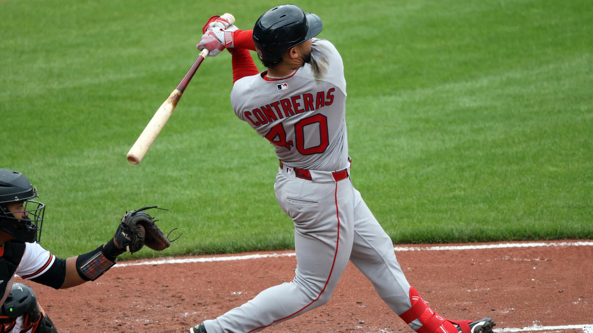 Willson Contreras sigue encendido y dispara su sexto jonrón en triunfo de Medias Rojas