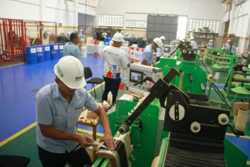 Con 100 transformadores al mes Falcón potenciará el sistema eléctrico municipal, regional y nacional