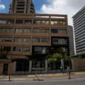 Canadá evalúa la reapertura de su embajada en Venezuela