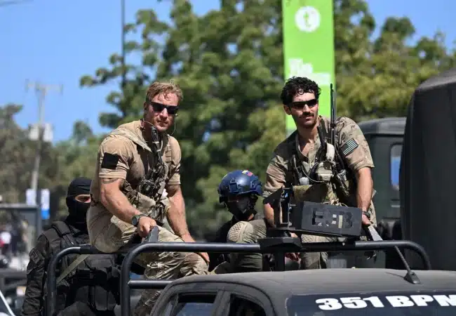Marines de EEUU reparan el puerto de La Guaira tras doblete sísmico en Venezuela