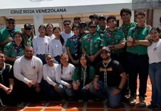 Scouts de Maracaibo se despliegan en apoyo a las familias afectadas por el terremoto en el centro del país